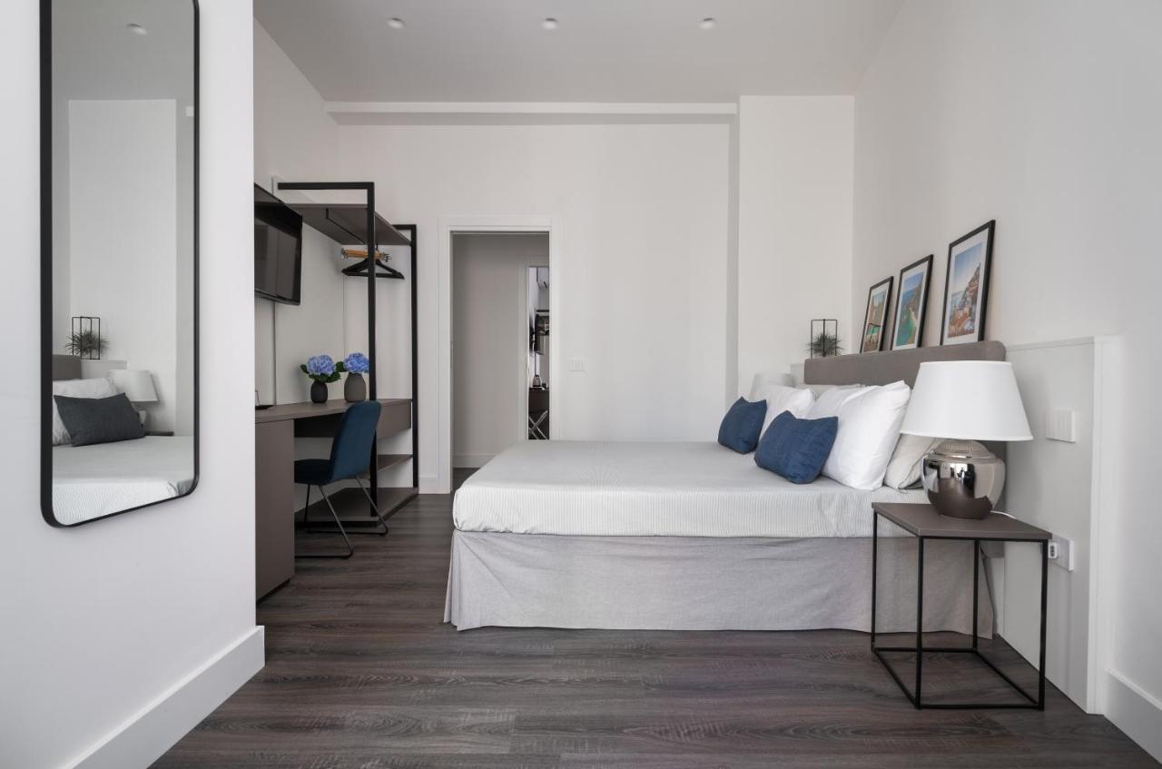 Harmony Luxury Rooms カステッランマーレ・ディ・スタービア エクステリア 写真